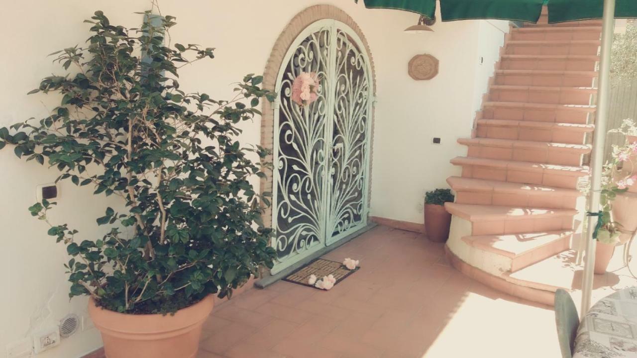 Raffinato Bilocale A Lido Di Camaiore Vicino Al Mare Eksteriør bilde
